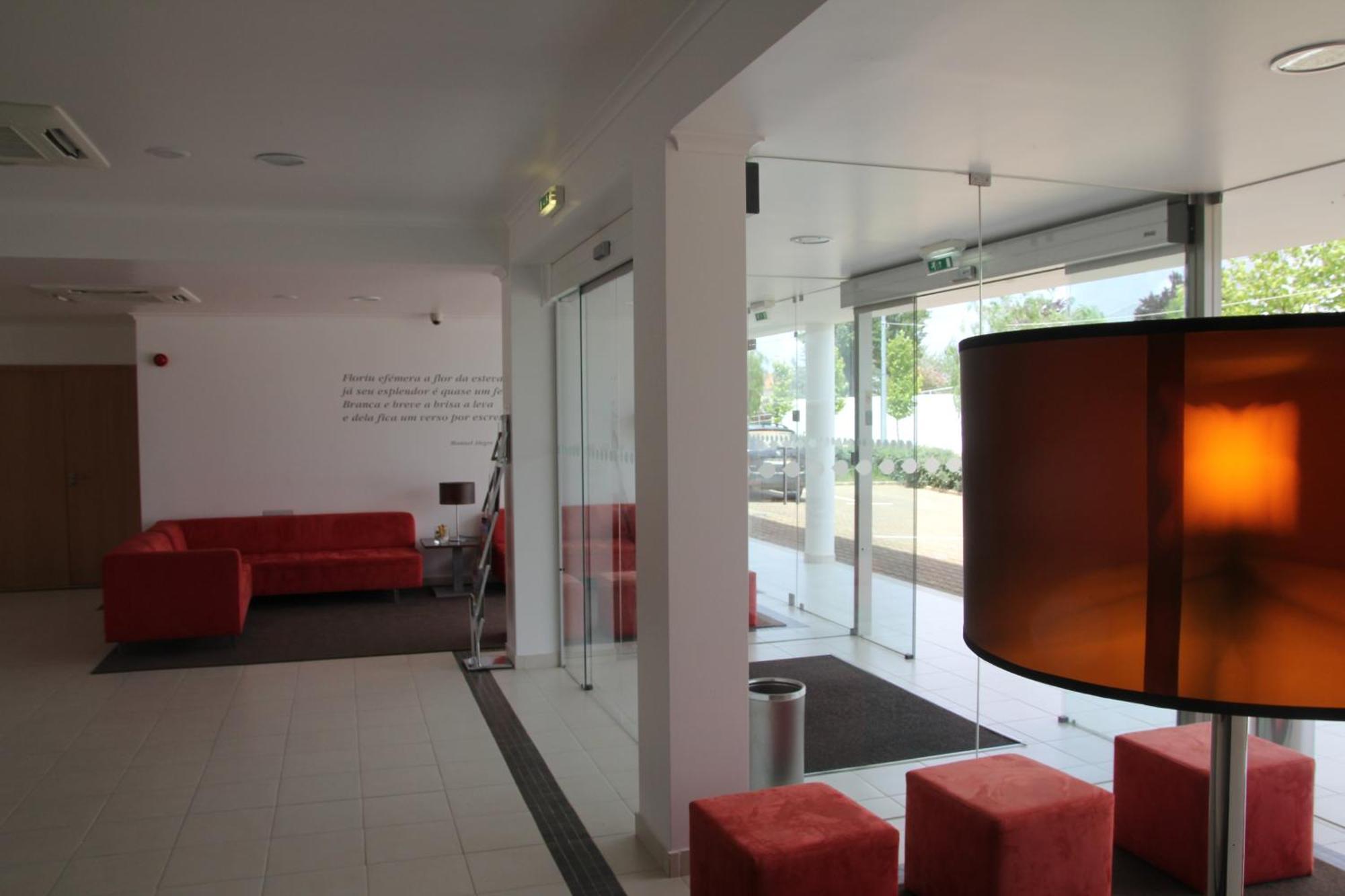 Hotel A Esteva Castro Verde Extérieur photo